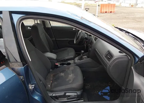 2016 Volkswagen Jetta 1.4T S z USA, uszkodzony, nr VIN 3VW167AJ5GM307798